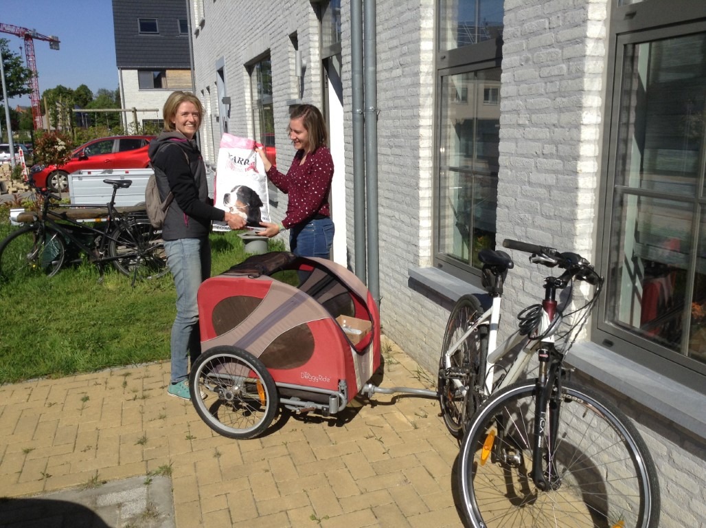 Filova levering aan huis met de fietskar